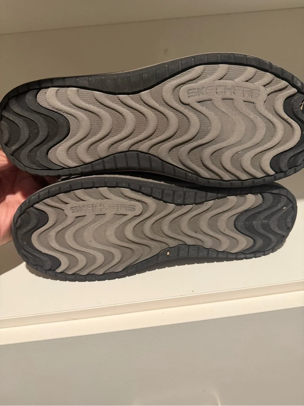 Skechers Men's Black and Gray Knit Slip-On Sneakers
